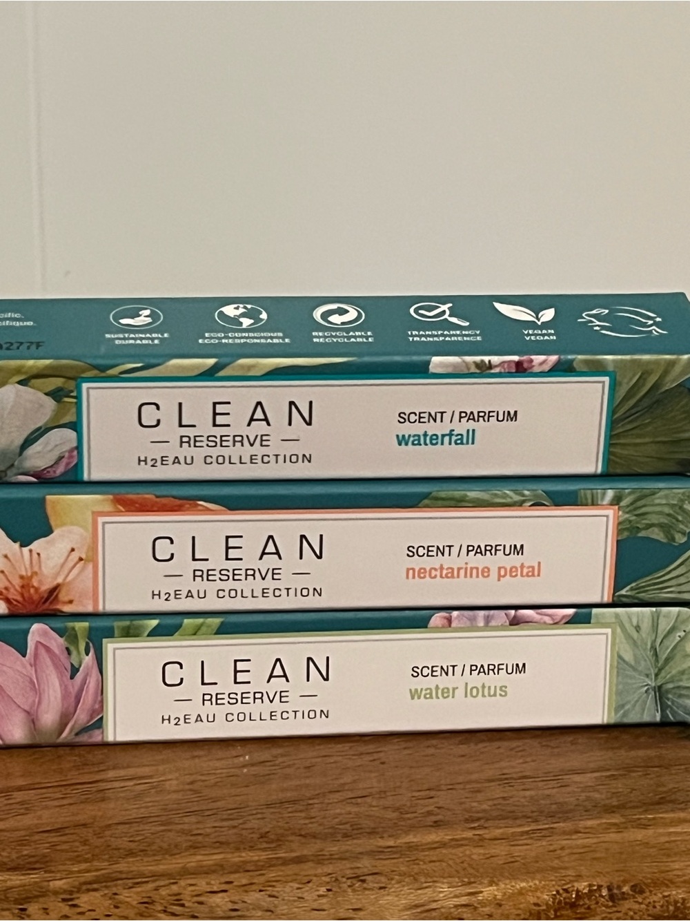 3 CLEAN Reserve Fragrance Sprays -Waterfall, Nectarine Petal, Water Lotus - Picture 3 of 5